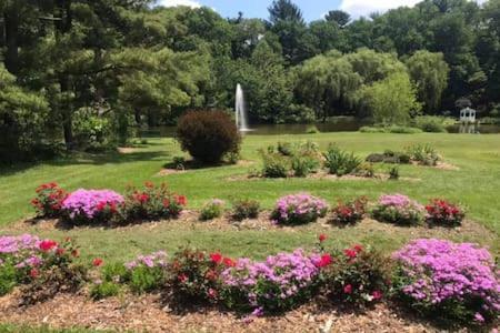 Spacious Upstairs 1Bed- Walking Distance To Beach Outlet Mall Michigan City Extérieur photo